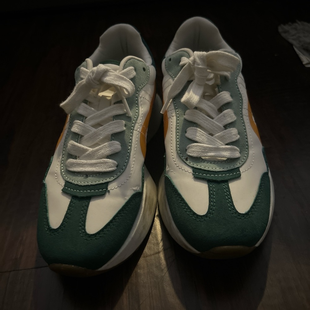 Steve Madden green and white sneakers